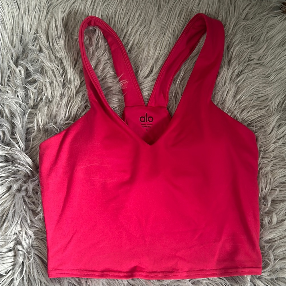 ALO Yoga Women's Pink Sports bra